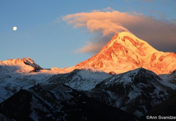 شقة Kazbegi Compass المظهر الخارجي الصورة